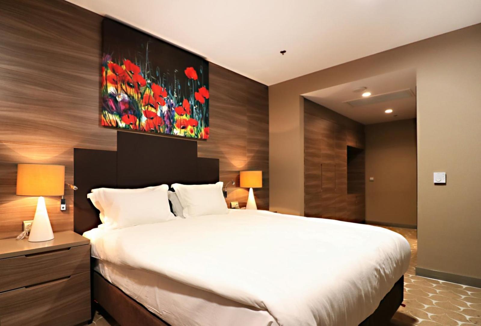 Doubletree By Hilton Ankara Incek Hotel Ngoại thất bức ảnh