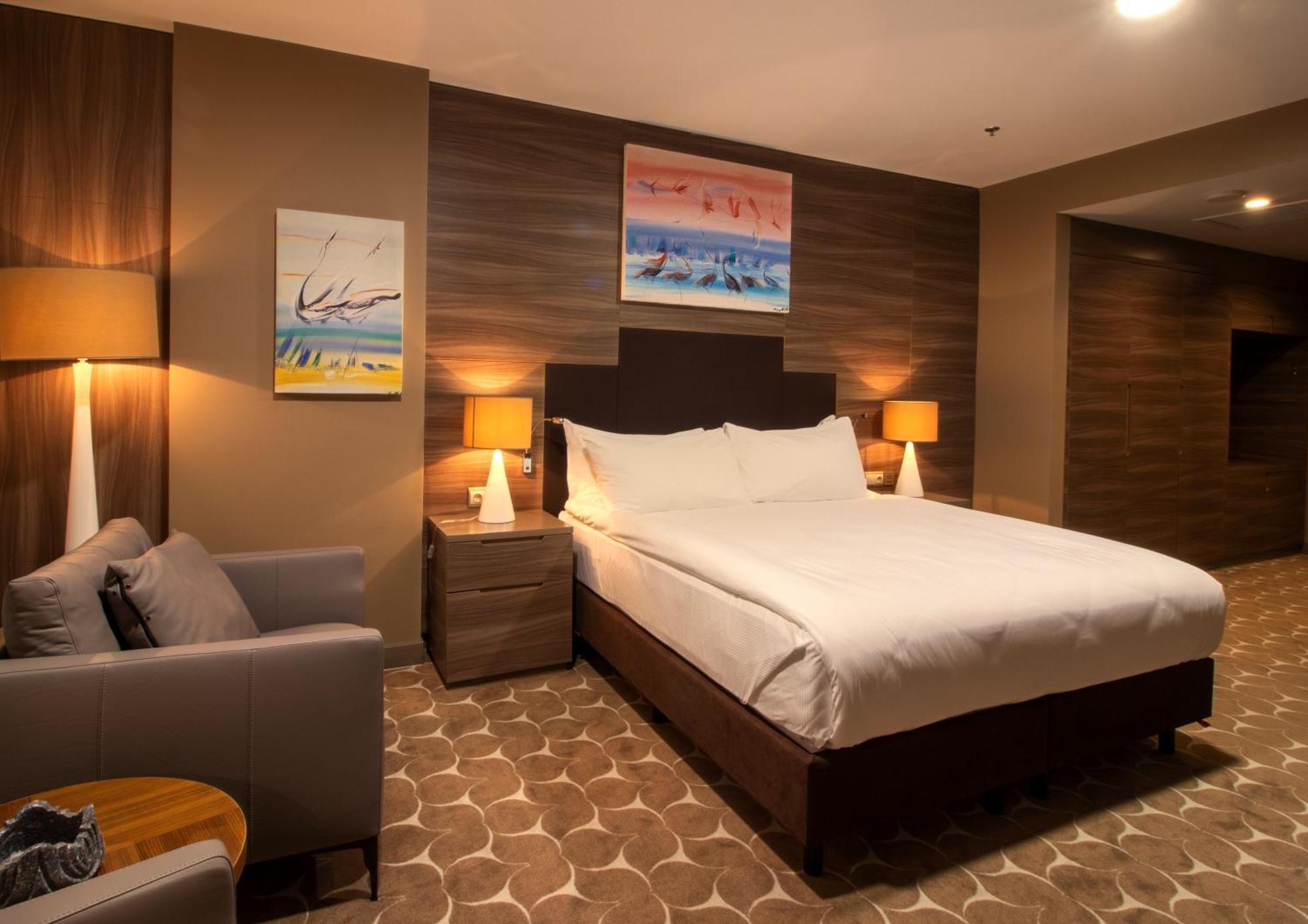 Doubletree By Hilton Ankara Incek Hotel Ngoại thất bức ảnh